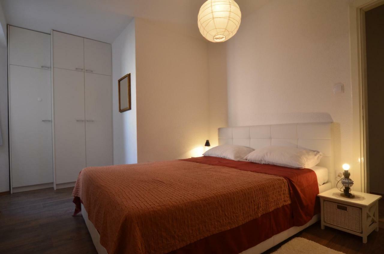 Apartment R.z. *